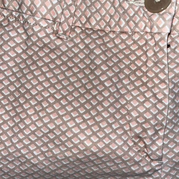 Loft Ann Taylor pink, tan & white shorts 4‎ - Picture 3 of 6